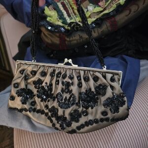 La Regale Beaded Satin Evening Clutch Handbag in Beige and Black